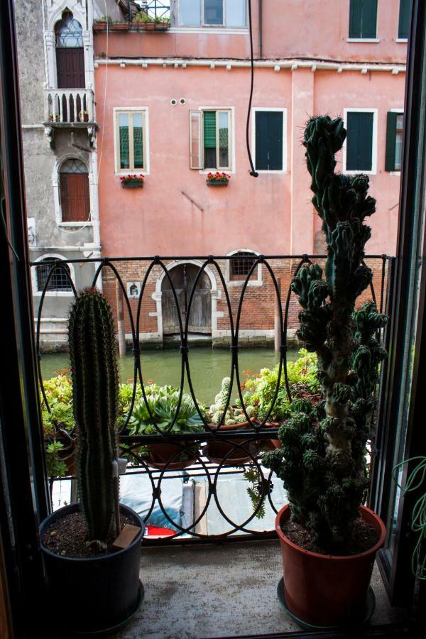 Apartamento Casa Di San Martino Venecia Exterior foto