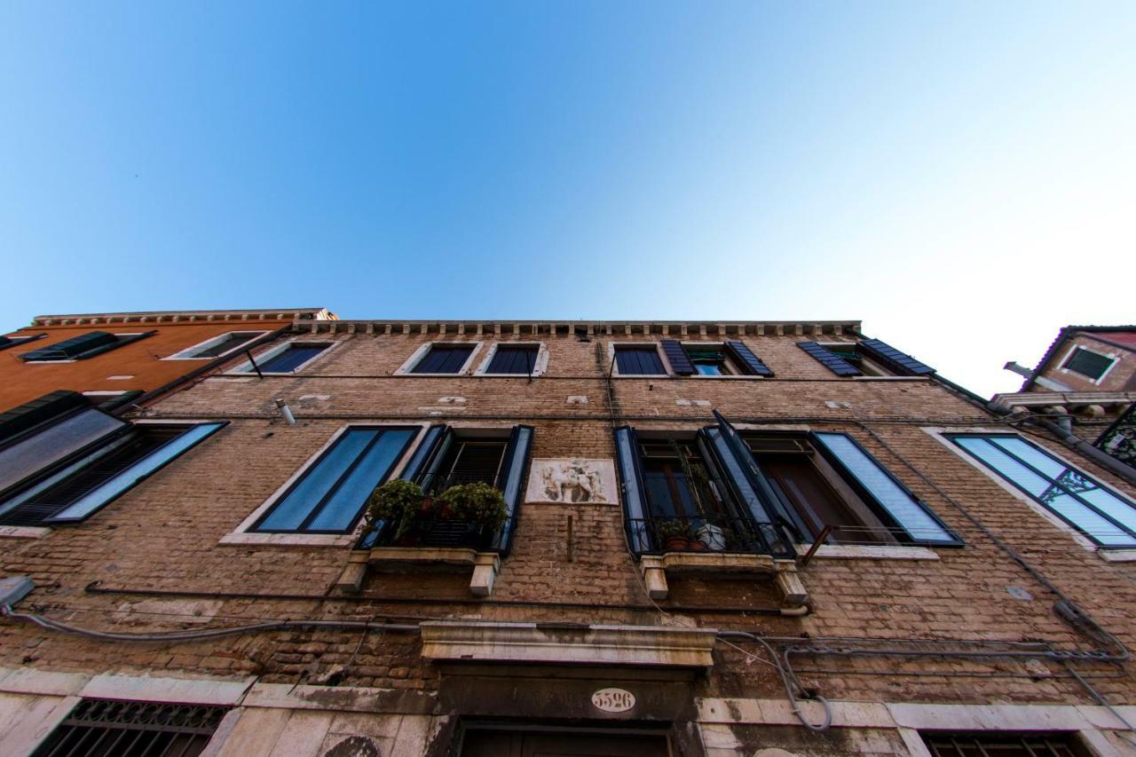 Apartamento Casa Di San Martino Venecia Exterior foto